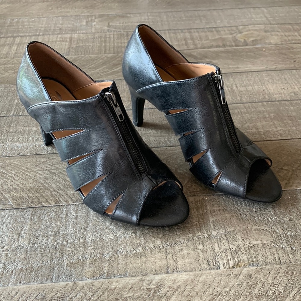 Black peep toe faux leather heels